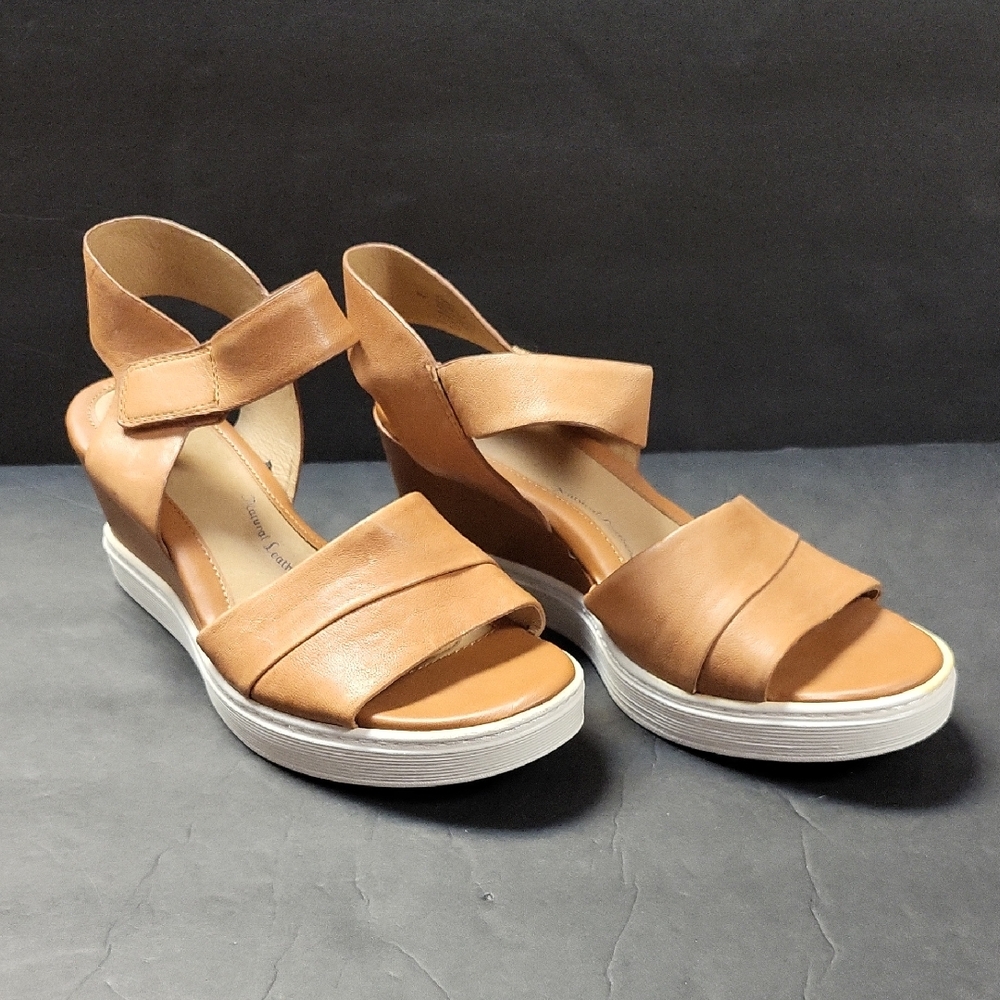 Sofft Brown Wedge Sandals